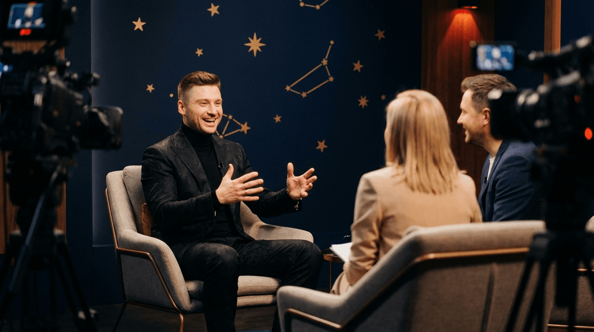 Сергей Лазарев — студийное фото